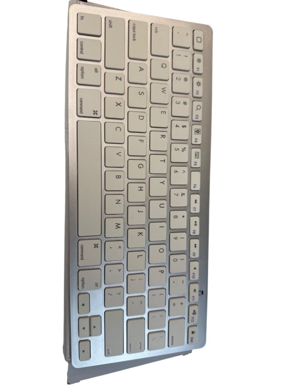 Ulak Wireless Bluetooth Keyboard Slim Compact White & Silver For PC/Mac/iOS/Andr